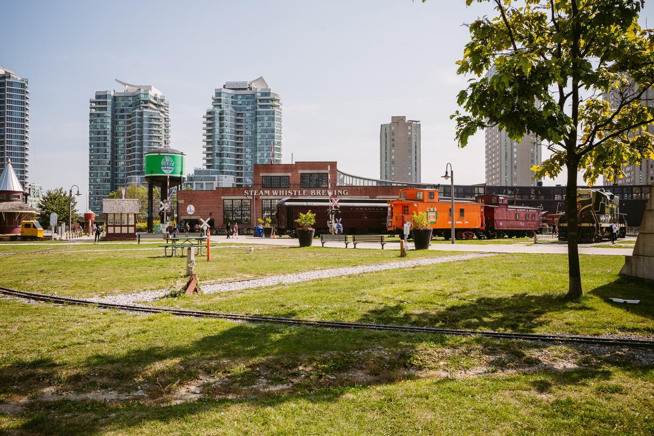 Cityscape Condo In Fort York Toronto Esterno foto
